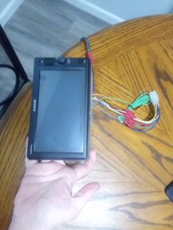 Sony touchscreen radio with chords