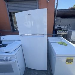 6ft+ NEW WHITE WHIRLPOOL FRIDGE