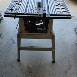 Delta Shopmaster 10" Table saw