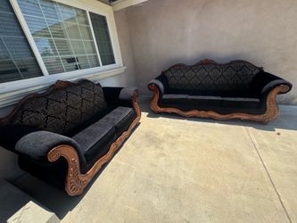 Couch / Sofa - NEED GONE TODAY