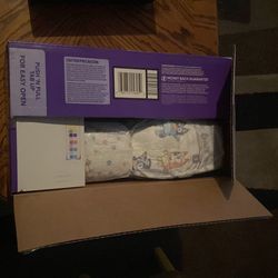 Luvs bluey 100 count size 3 diapers