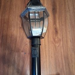 Lamp Post Plug In No Wires Needed 