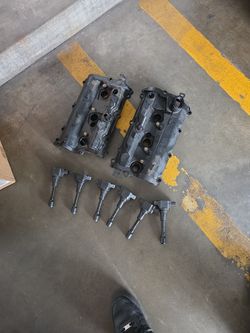 G37 Valve Covers N Ignition Coils Packs