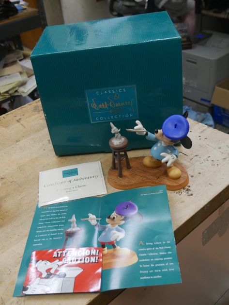 WDCC Sculpture Mickey Mouse Creating A Classic With COA And Original Box MINT CONDITION.