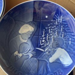 Vintage plates