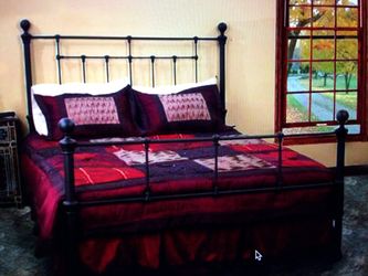 Queen mattress and box springs 125