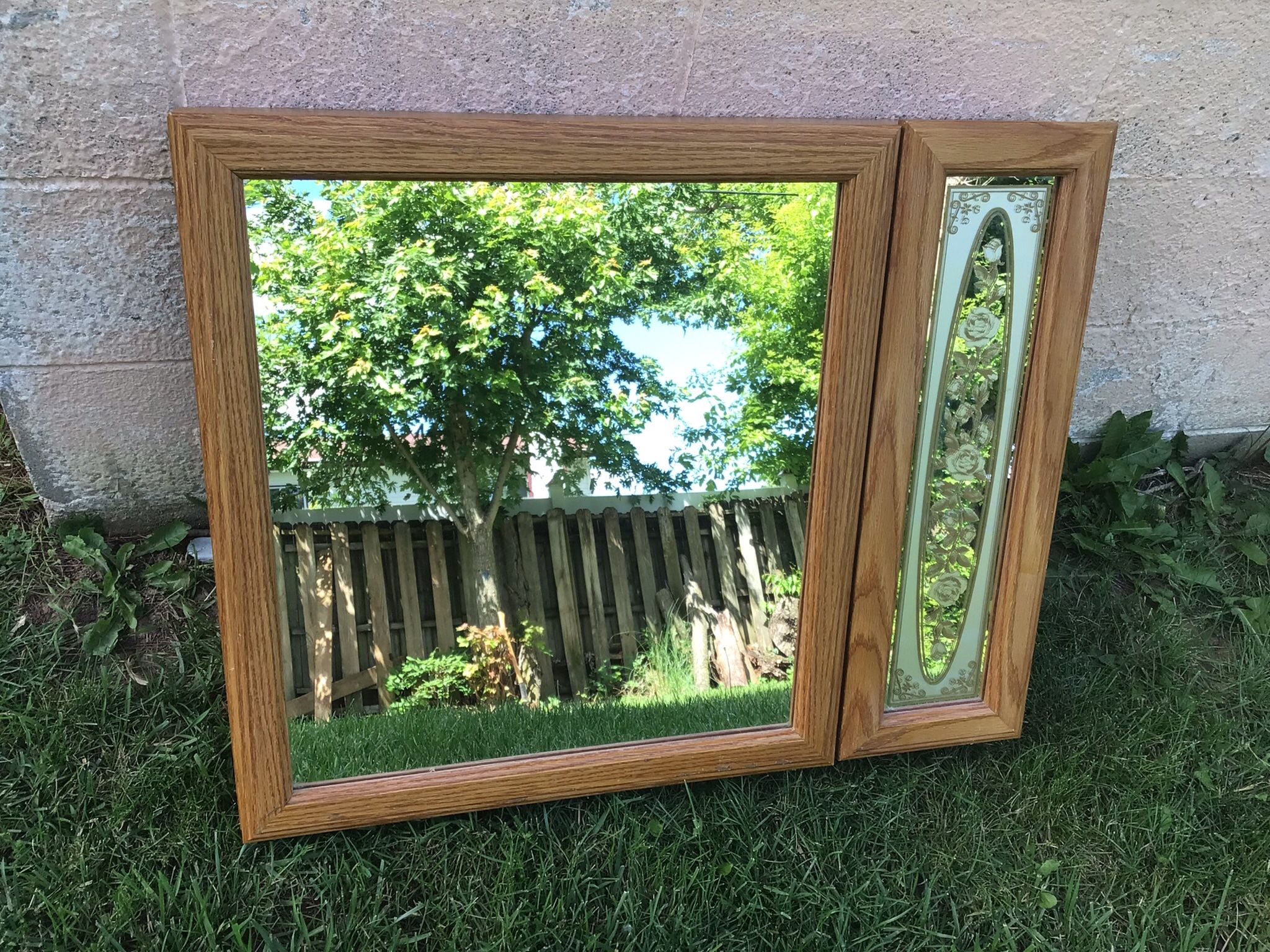 Beautiful Double Sided Mirrored Medicine/ Makeup Cabinet
