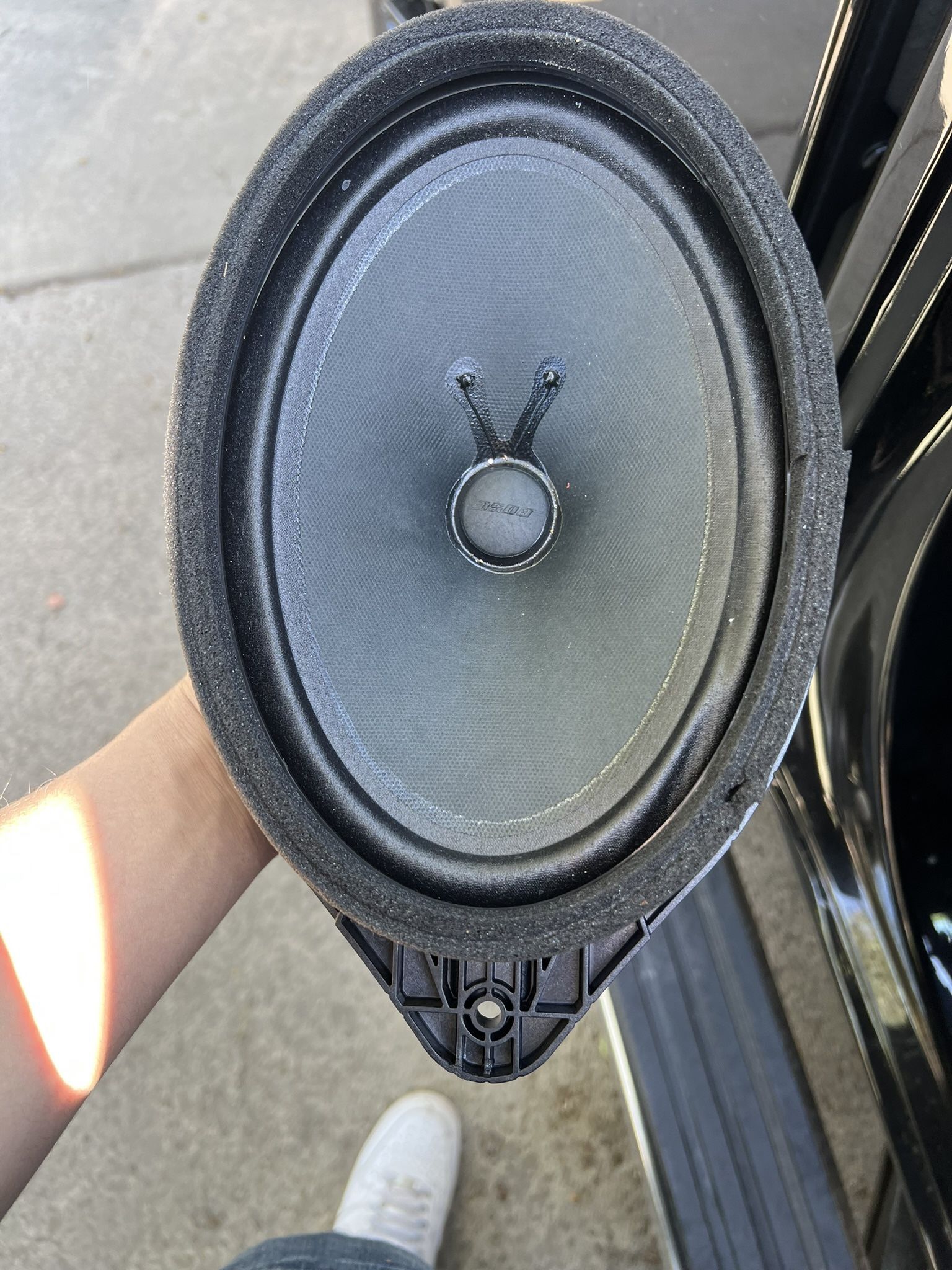 BOSE SPEAKERS OFF A 2022 DENALI