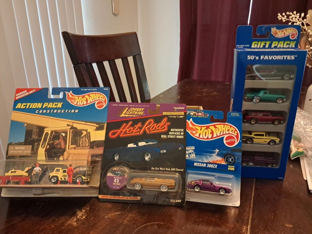 1990s Diecast Vehicles Hot Wheels Johhny Lightning 