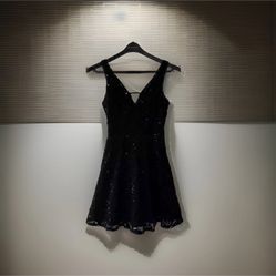 City Triangles Party Dress Women’s Size 5 Beautiful Dresses Under $25