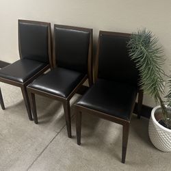 Dining Chairs 