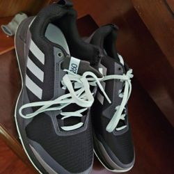 Adidas New Shoes(7 1/2)