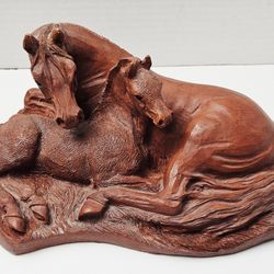 Vintage 1997 Red Mill Mfg Handcrafted mare and foal Pecan Shell Resin