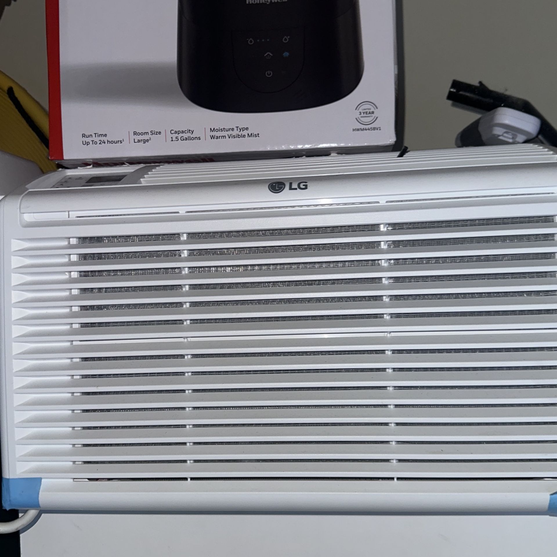 LG Air Conditioner 