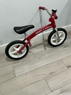 Radio Flyer Kids Balance Bike