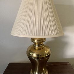 Medallion Lighting Corporation Vintage Brass Lamp 