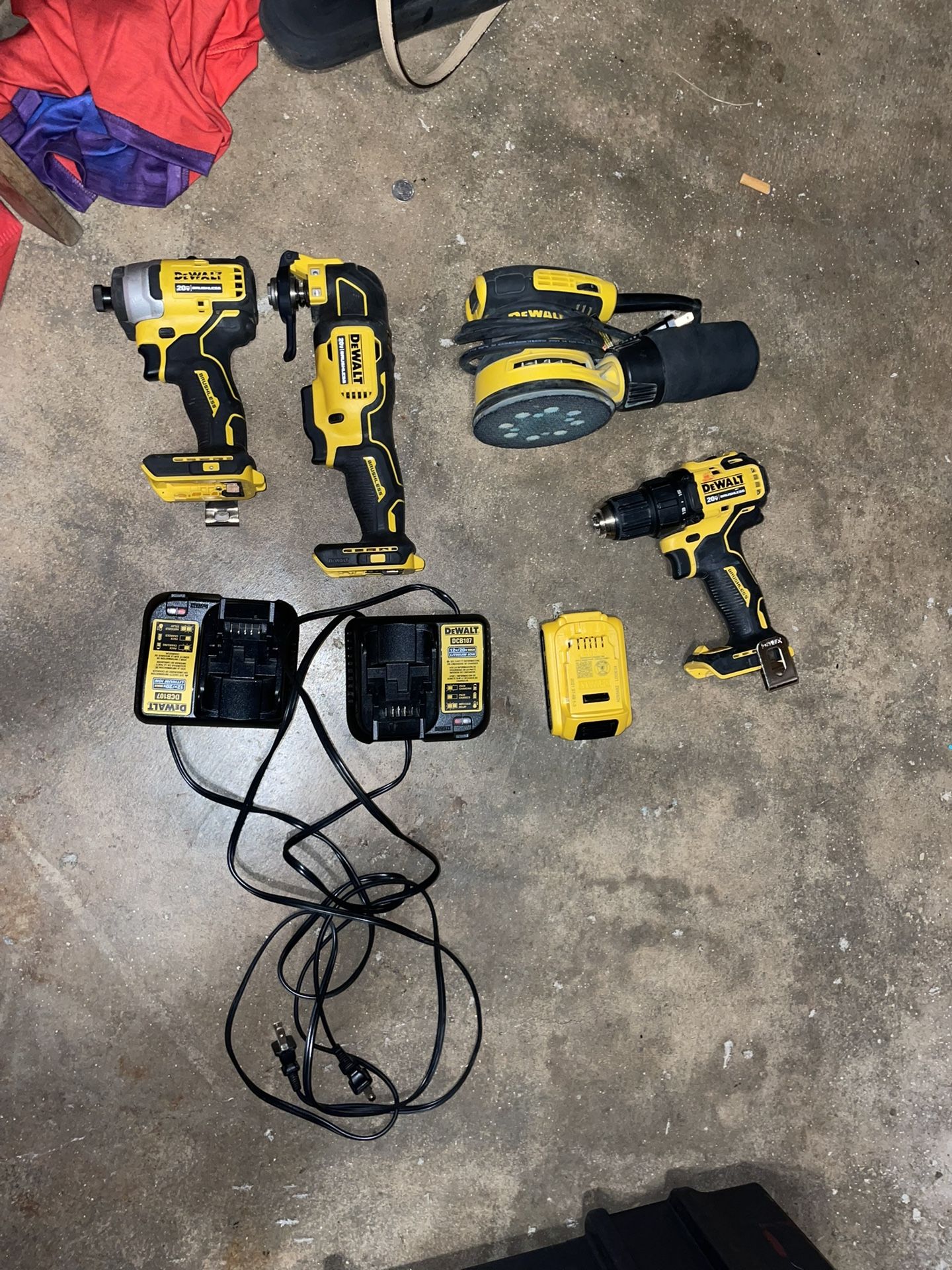 DEWALT