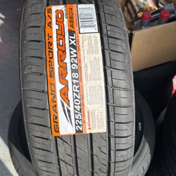 225/40/18 New Tires