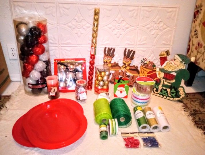 Various Christmas & Craft Items 