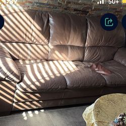 Sofá Used $1 East Side