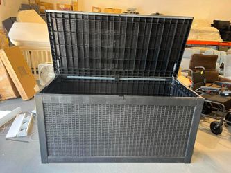 (Small Crack) Outdoor Storage Box 320 Gallon Deck Box Waterproof UV Resistant Resin