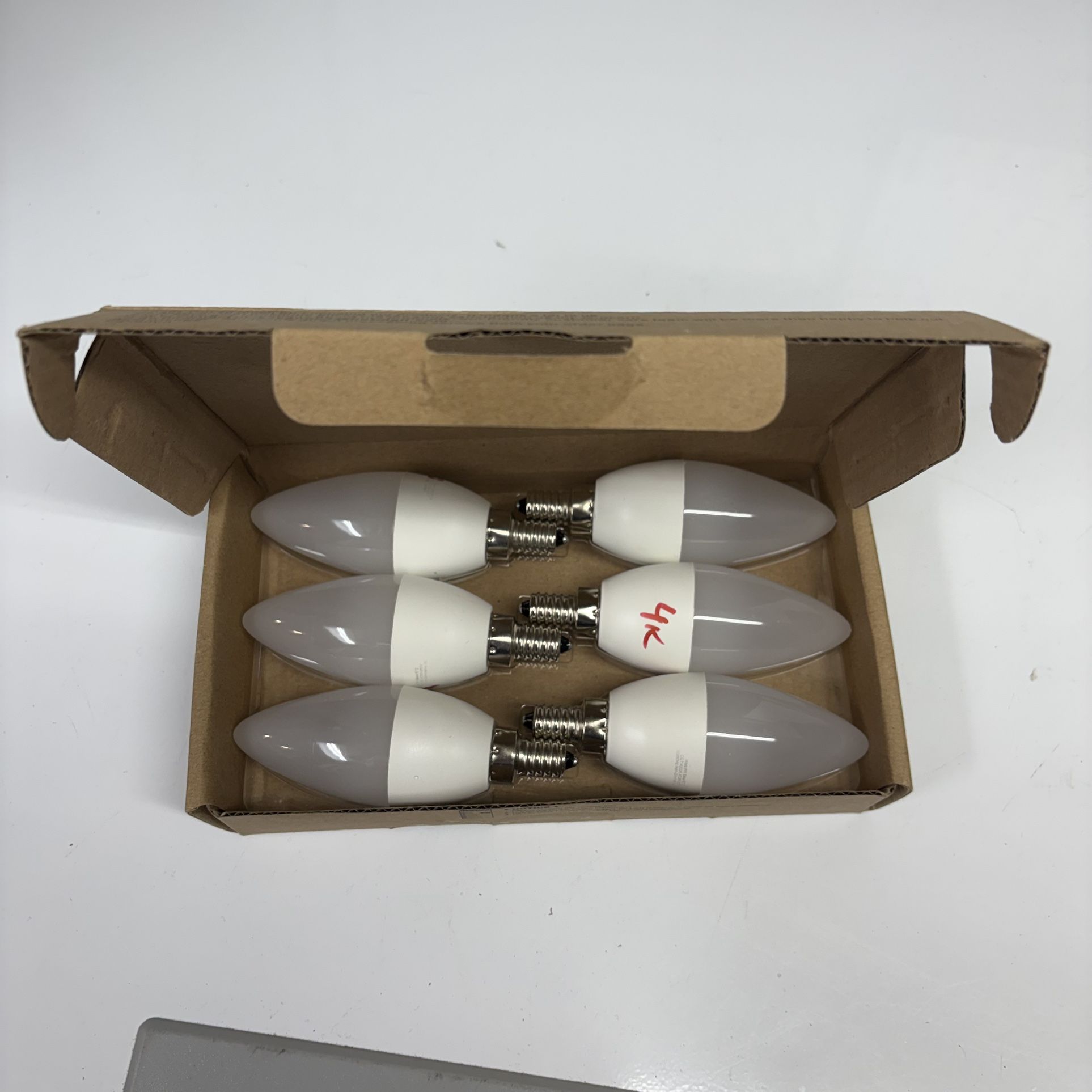 Candelabra LED light bulbs