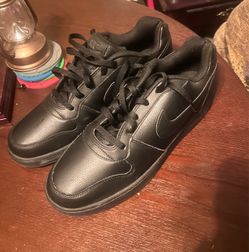 Nike Low-Top Sneakers All Black