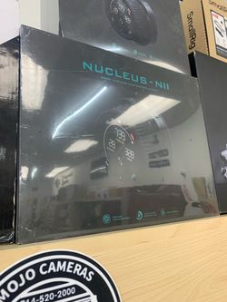 Nucleus  Nano II wireless lens control with handle