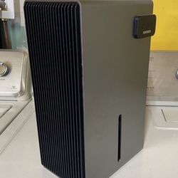 Dehumidifier 