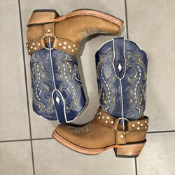 Square Toe Woman’s Harness Boots