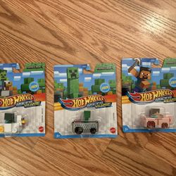 Minecraft Hot Wheels Racer Verse NEW - Steve Chicken Jockey Creeper 