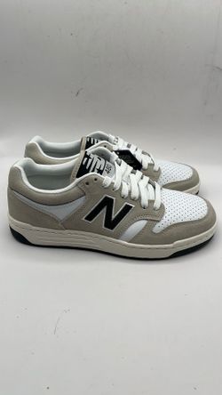 New Balance Shoes women Sz 8.5