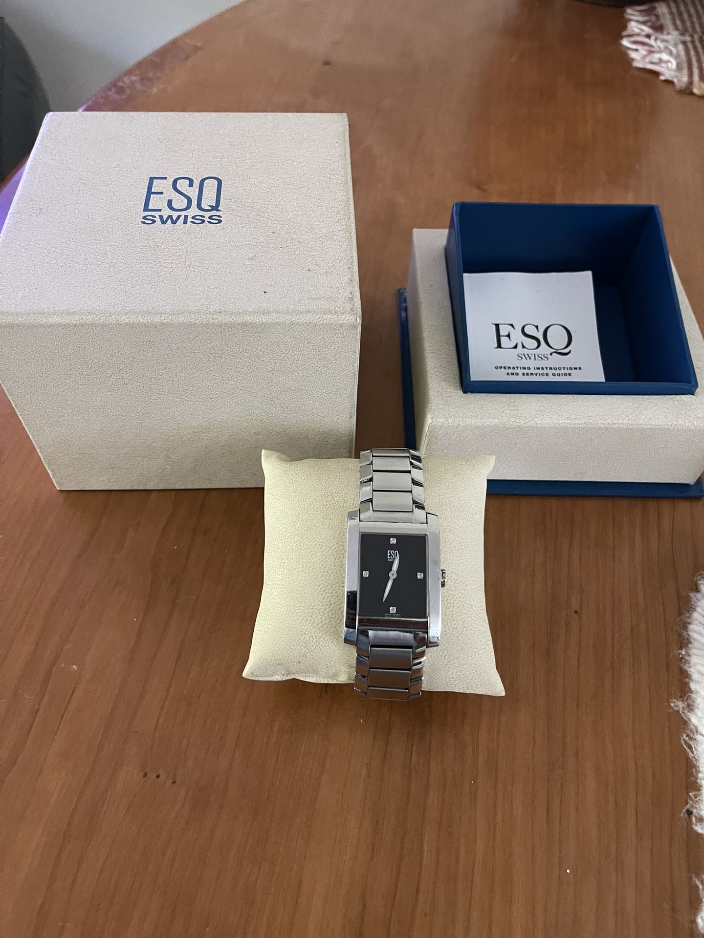 MOVADO ESQ MEN'S DRESS WATCHMODEL E5079