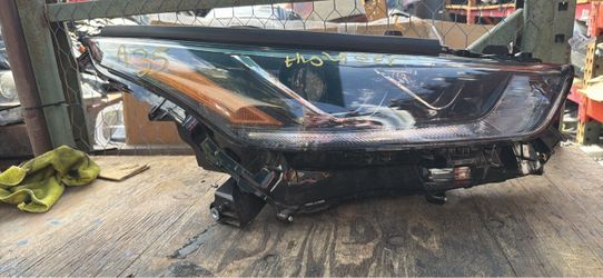 2020 2024 Toyota Highlander  right side