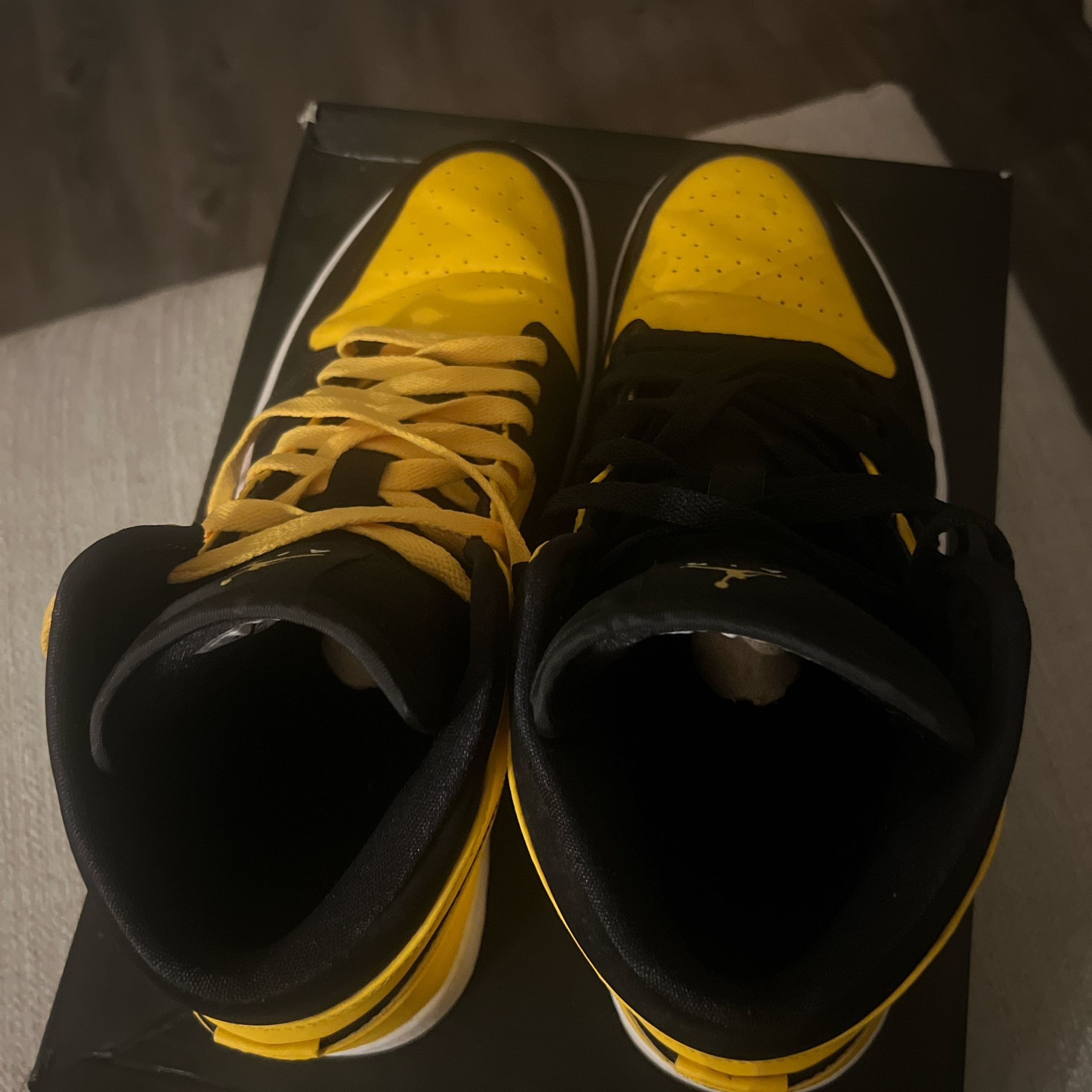 Yellow And Black Jordan 1 High