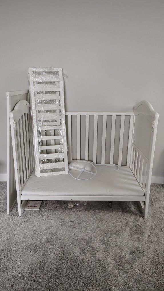 Harppa 6 In 1 Mini crib 