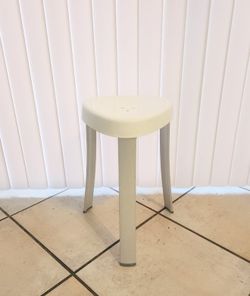 White 18"H SPA Seat Shower Stool
