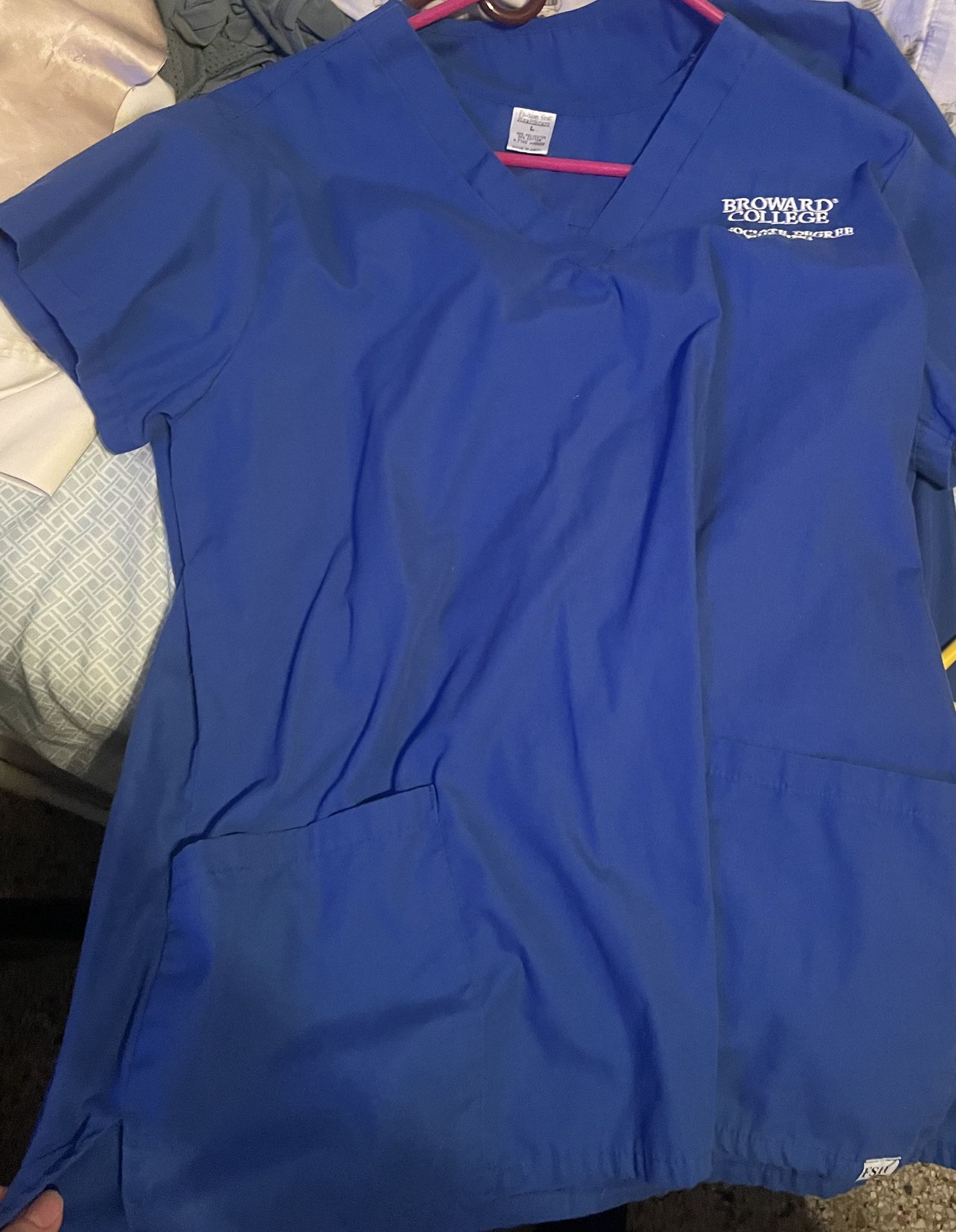 Broward College Blue Scrubs/pollos
