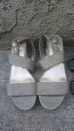 anne klein heels silver holo