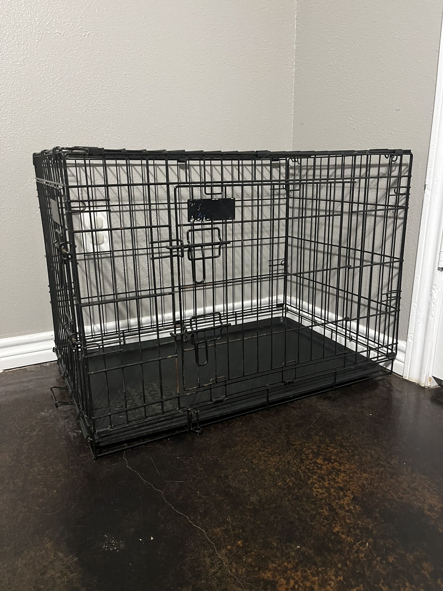 Medium Dog Kennel