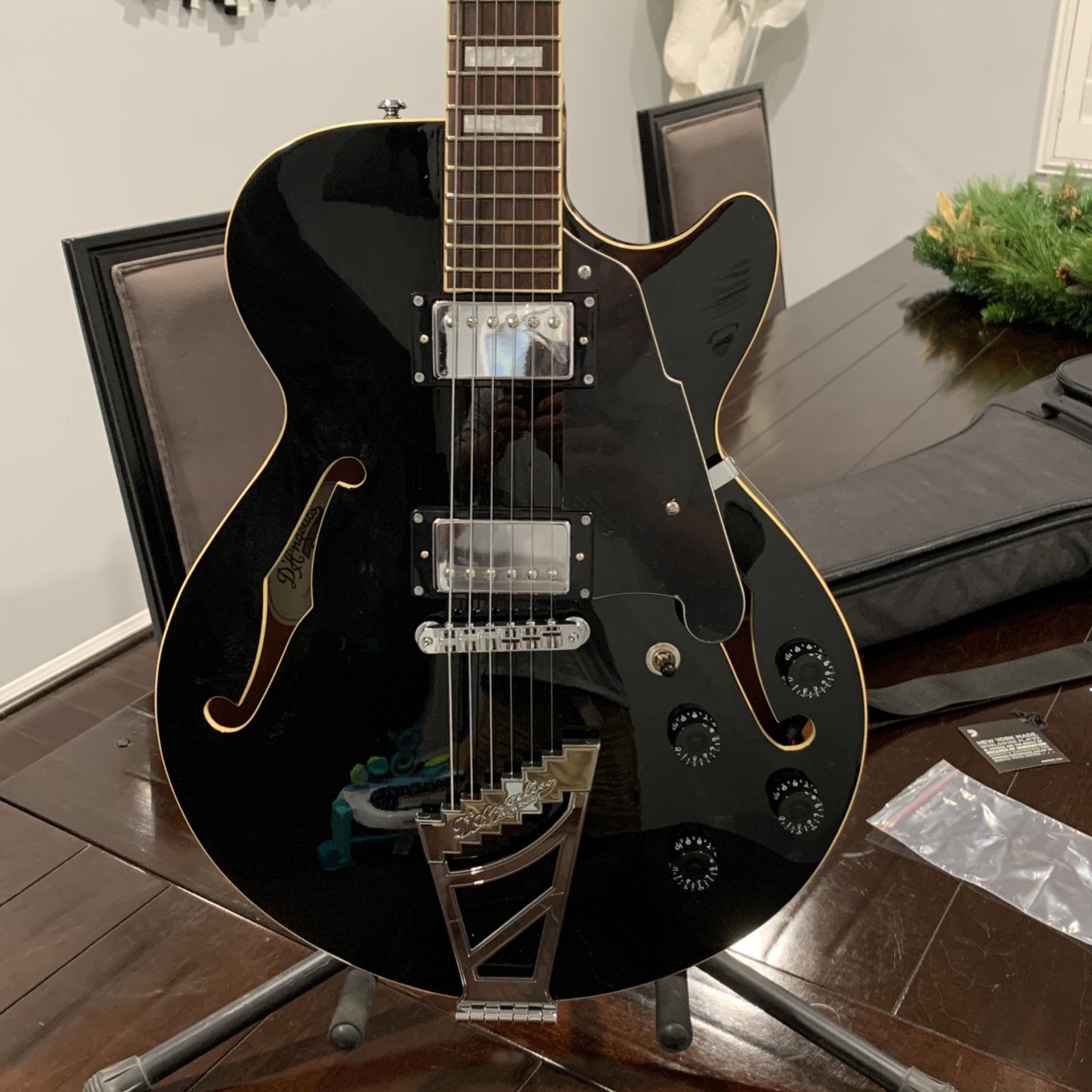 D’Angelico SS Premier Semi Hollow Body Like New