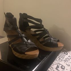 American Eagle zip up black strap high heels