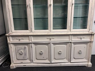 Buffet and Hutch- 2 Piece Storage Cabinet-compressed Wood- Old Style Very Sturdy And Well Made-Great For A Retail Fashion Store Or A Home-$250 NO LESS