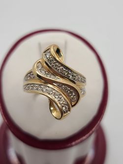 10k gold diamond ring