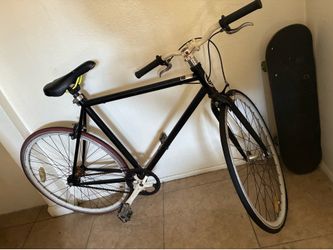 Black fixed gear bike