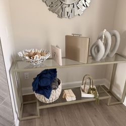  Console Table 