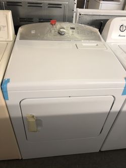New scratch and dent kenmore dryer. 1 year warranty