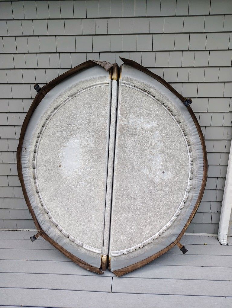 SofTub 220 Lid With Newer Foam Inserts