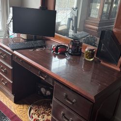 Office Desk