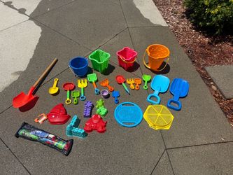 Kids Beach Sand Toy Set